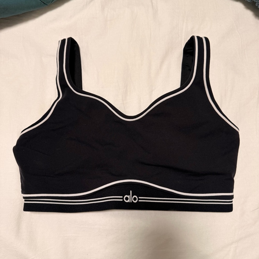 ALO Yoga Airbrush Heart Throb Bra